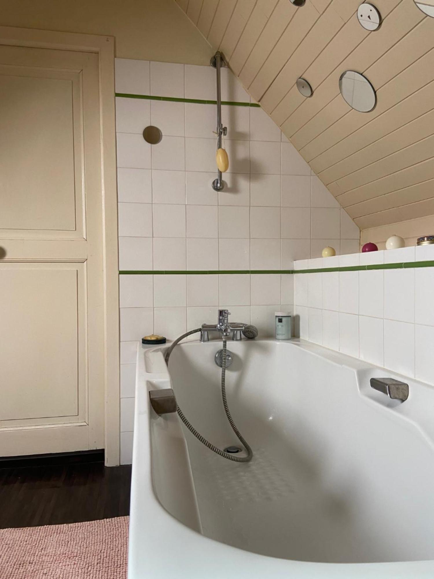 Les Chambres De L'Atelier Marigne-Laille Eksteriør billede