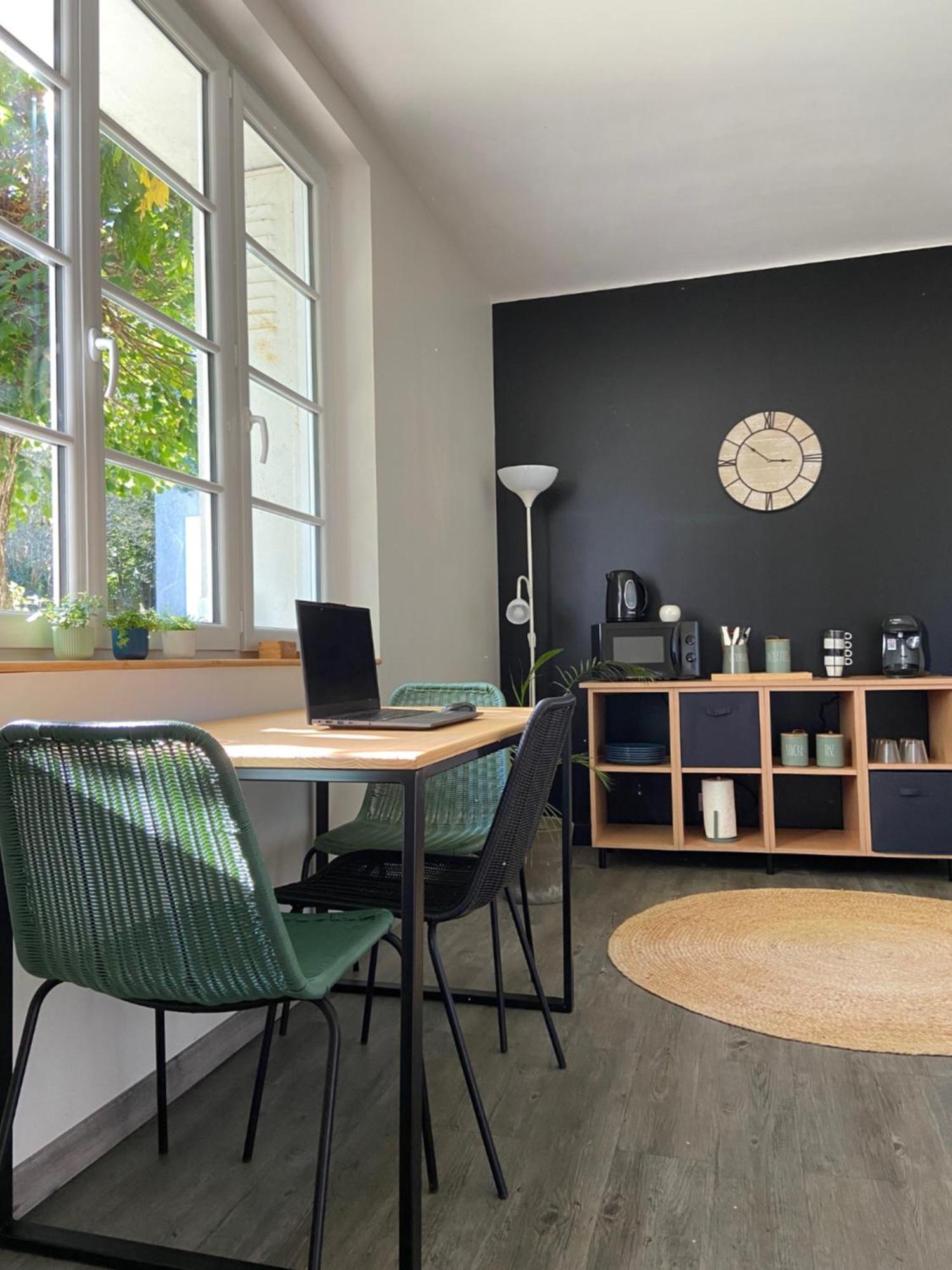 Les Chambres De L'Atelier Marigne-Laille Eksteriør billede